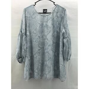 women's airy blue/gray medium Calstyee blouse